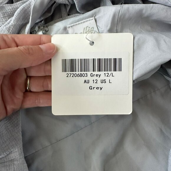 Selfie Leslie Womens gray ruffled sleeveless romper with halter tie top and back - Picture 10 of 11